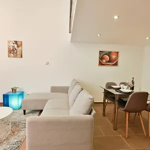 Danube Dwelling Akacfa 41 Budapest